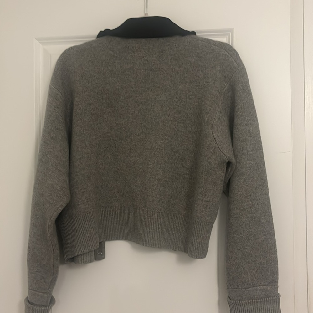 brand new tags
Cropped shirt-style coatigan xl. - Picture 7 of 8